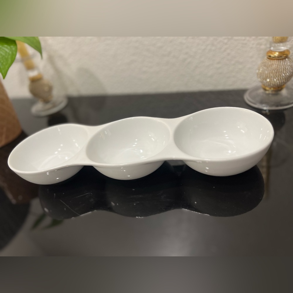 3 Bowl Serving Plate - New In Box